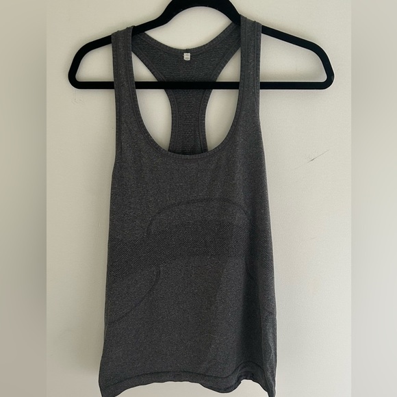 Lululemon Tank Top - Picture 1 of 2
